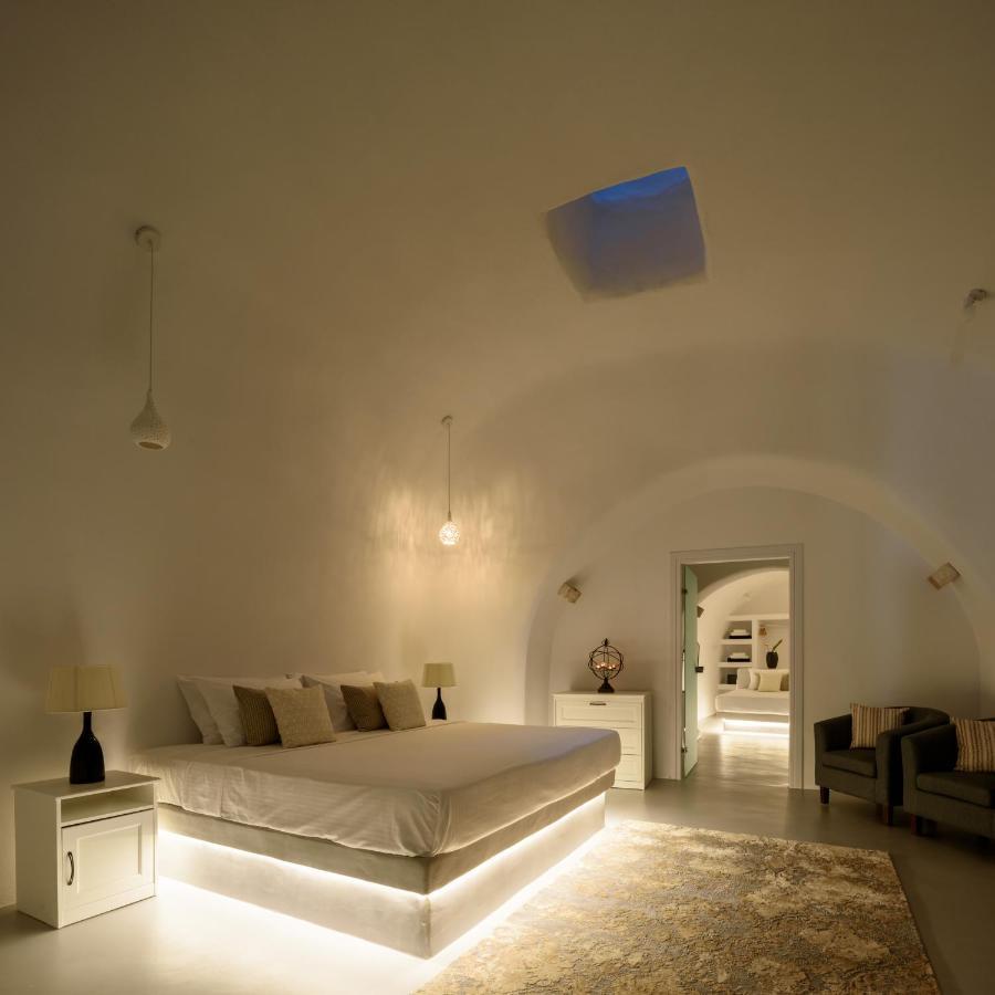 White Dream Suites Fira  Exterior foto