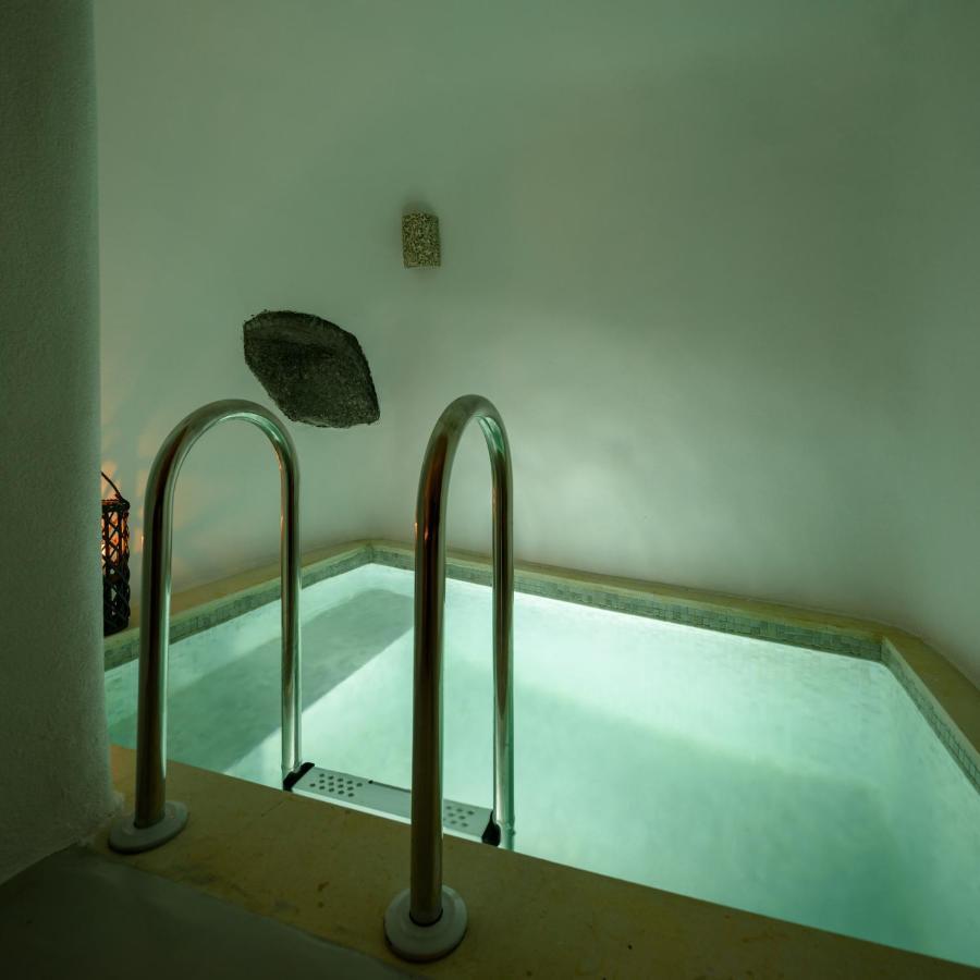 White Dream Suites Fira  Exterior foto