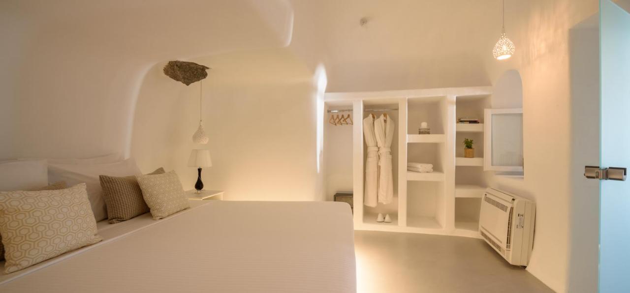 White Dream Suites Fira  Exterior foto