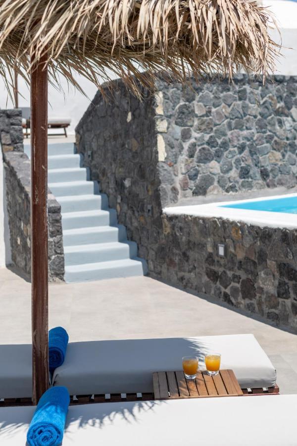 White Dream Suites Fira  Exterior foto